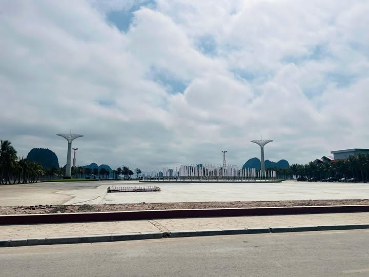 Hình ảnh mới nhất KĐT Phương Đông Vân Đồn