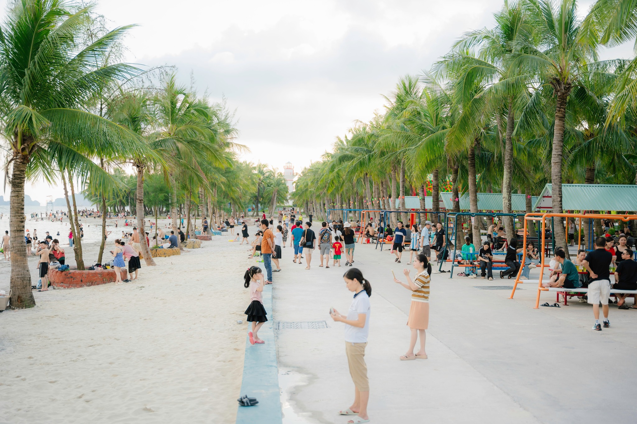 Lễ hội thả diều Phương Đông Vân Đồn