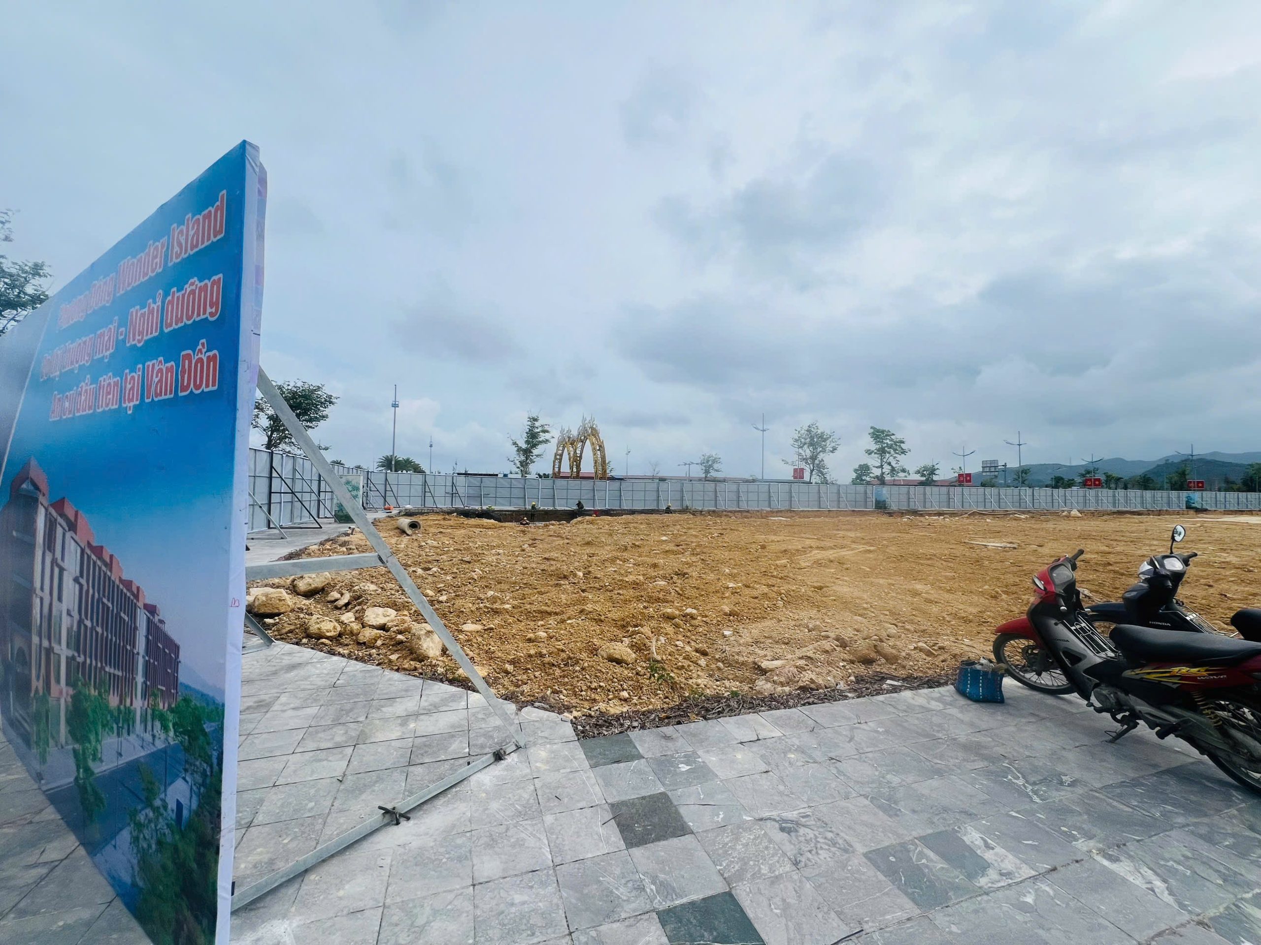 Khởi công xây dựng shophouse trục 58m Phương Đông Vân Đồn