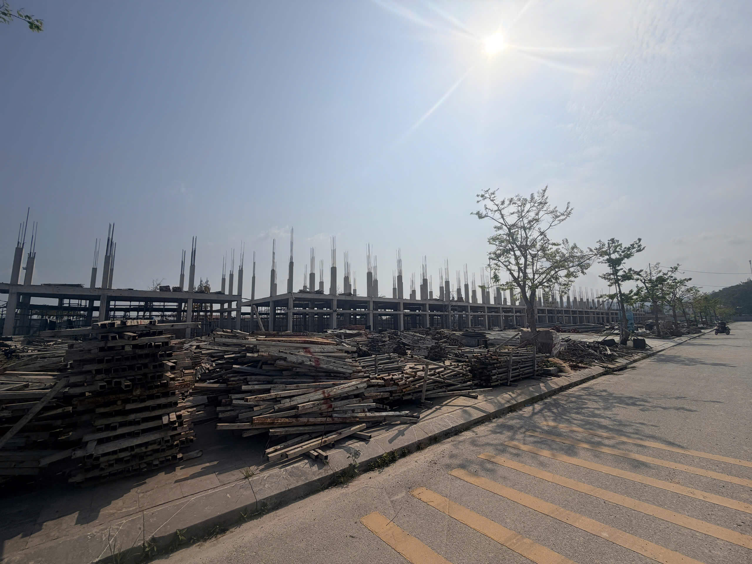Tiến độ thi Công Phương Đông Vân Đồn