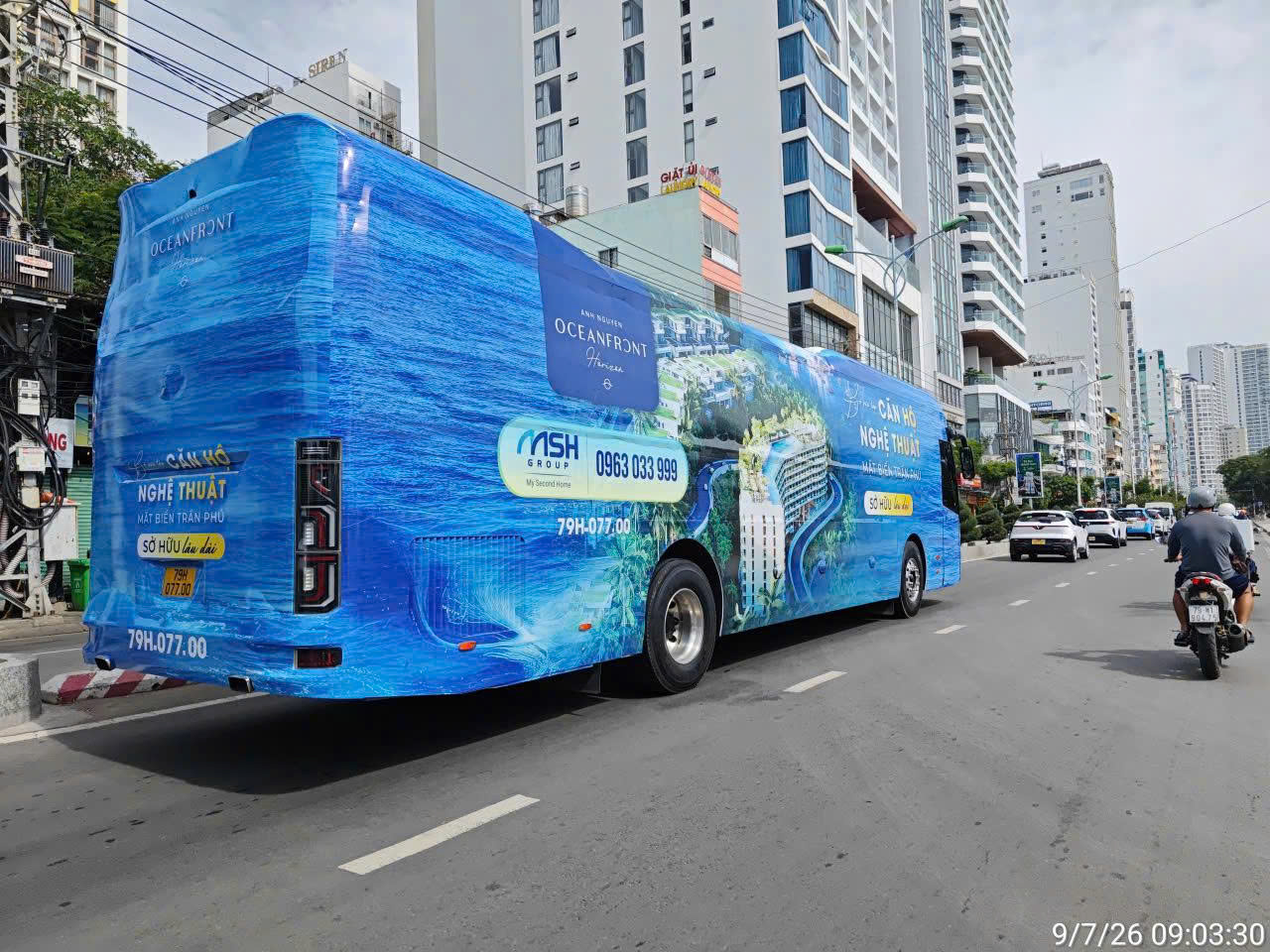 Roadshow Anh Nguyen Oceanfront Horizon